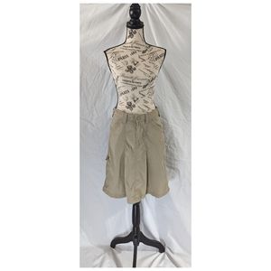 The North Face Size 4 Khaki Skirt